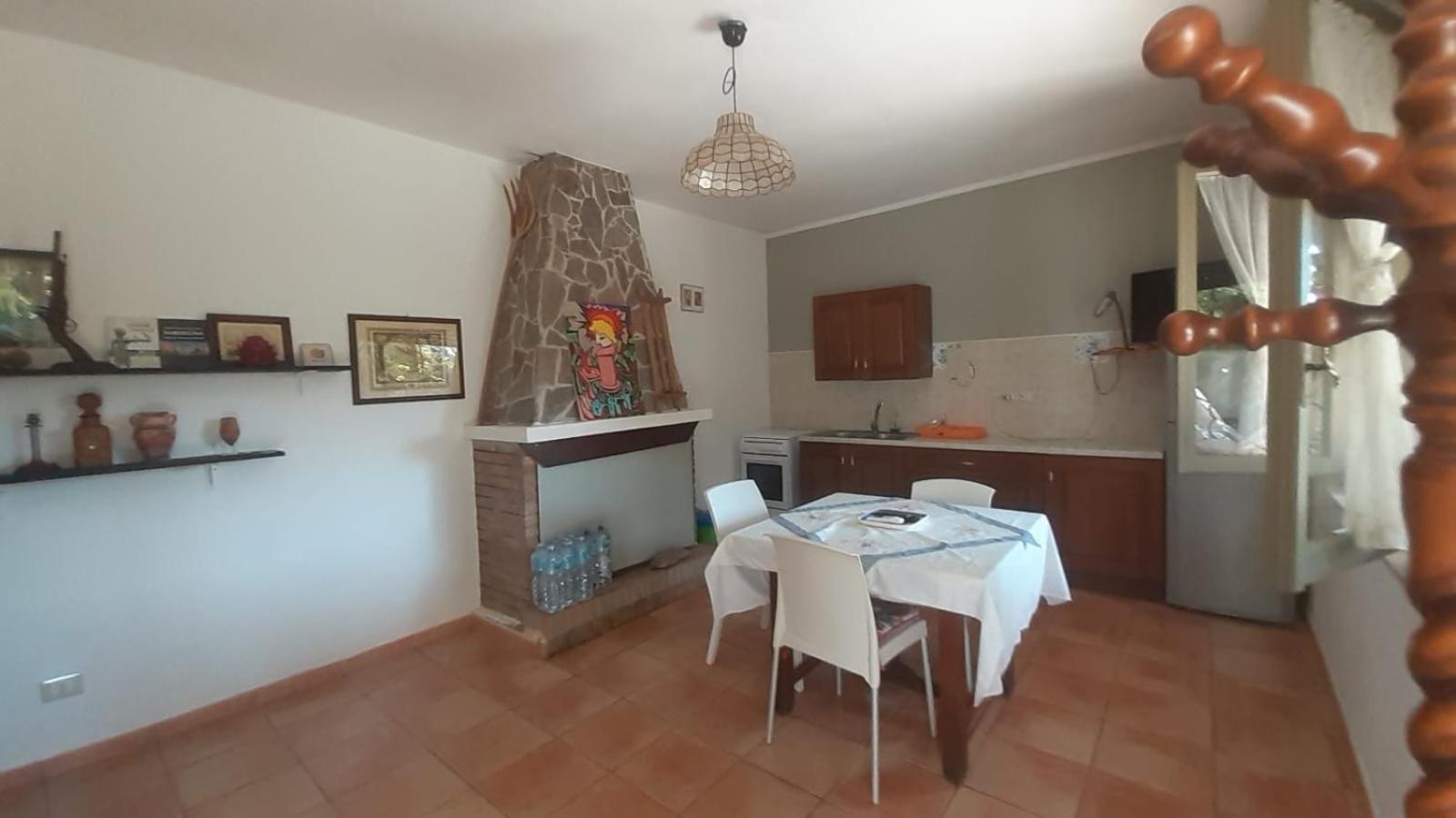 Isuedda Villa Marrùbiu Buitenkant foto
